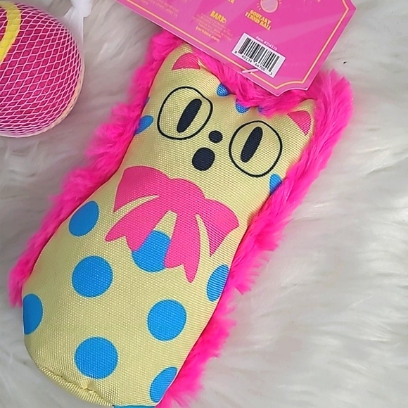 🆕️NWT BARK Purrfect Pitch Cat Bowling Pin Plush Toy & Tennis Ball Medium Dog - Picture 6 of 13